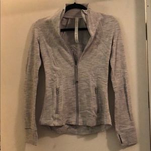 Lululemon “Define” jacket size 4 heather gray